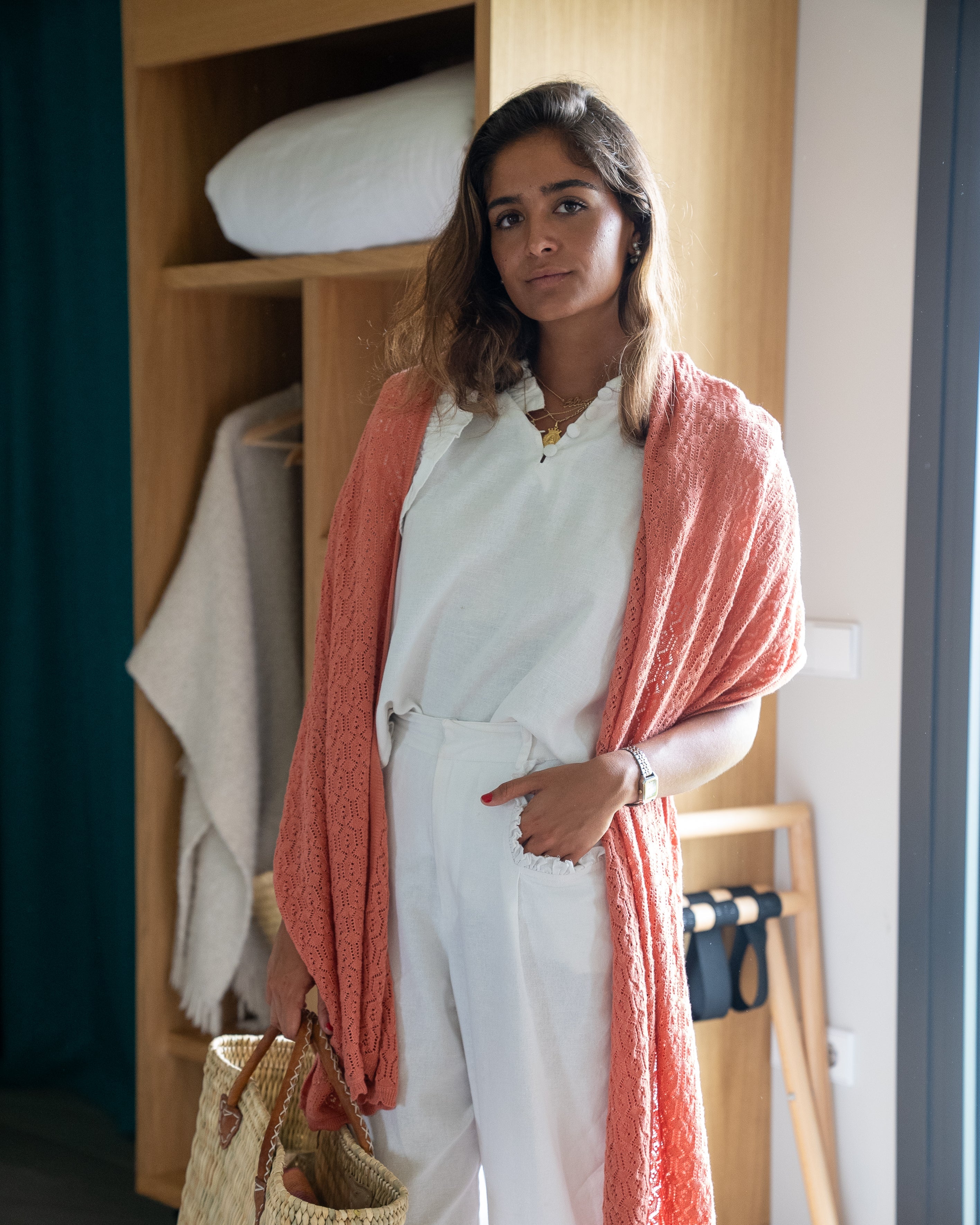 JUNO CORAL SHAWL